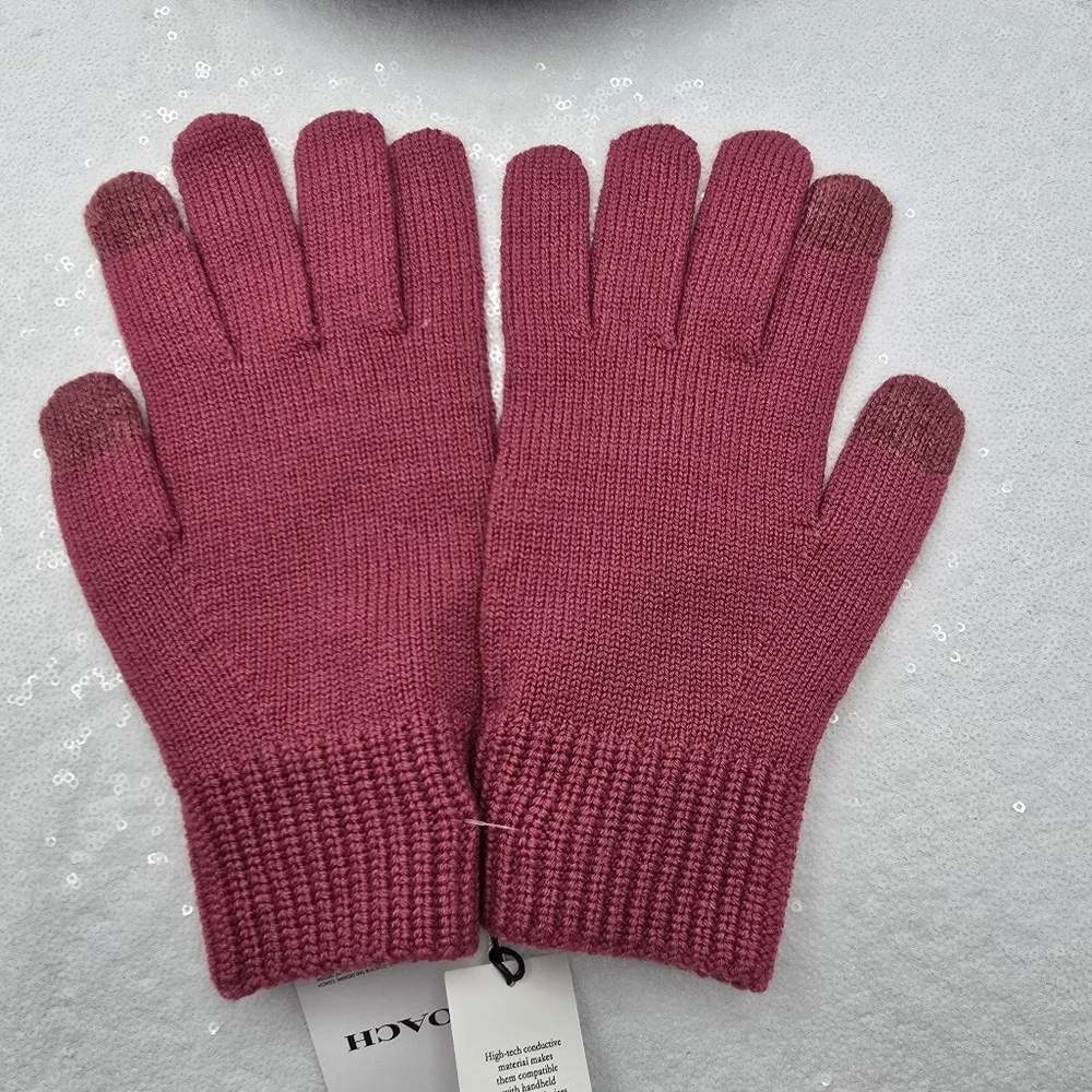 Coach Knit Tech Gloves Pink Merino Wool Warm